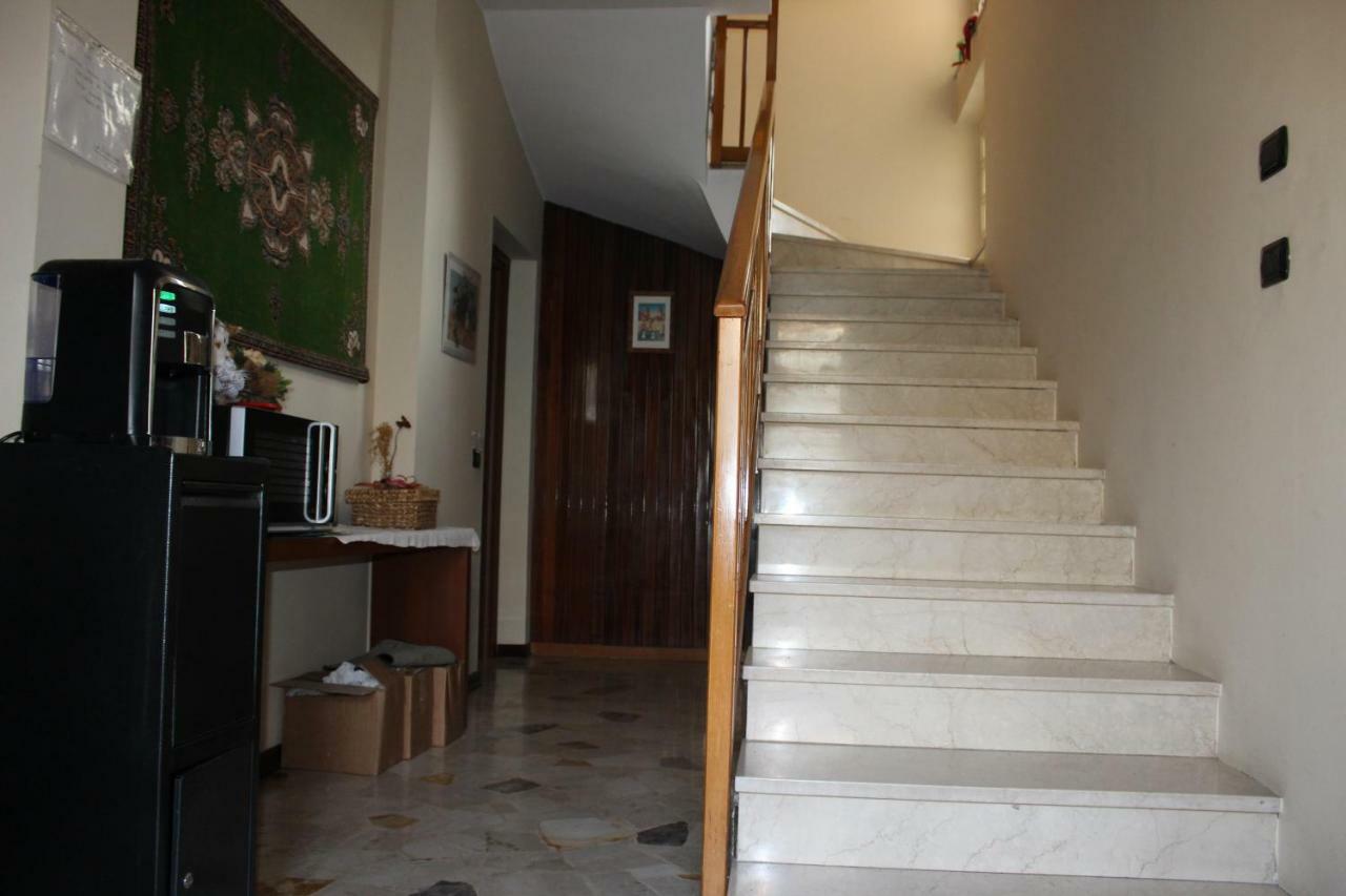 B&B Milano Malpensa 1 Castano Primo Exteriör bild