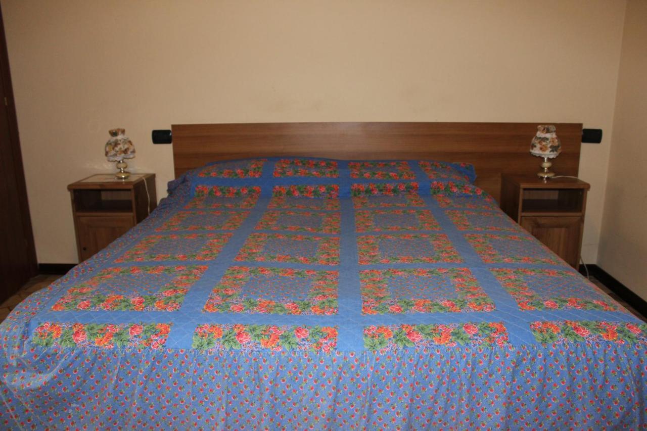 B&B Milano Malpensa 1 Castano Primo Exteriör bild